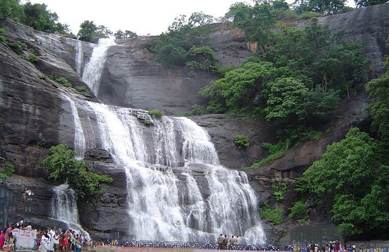 courtallam main fall