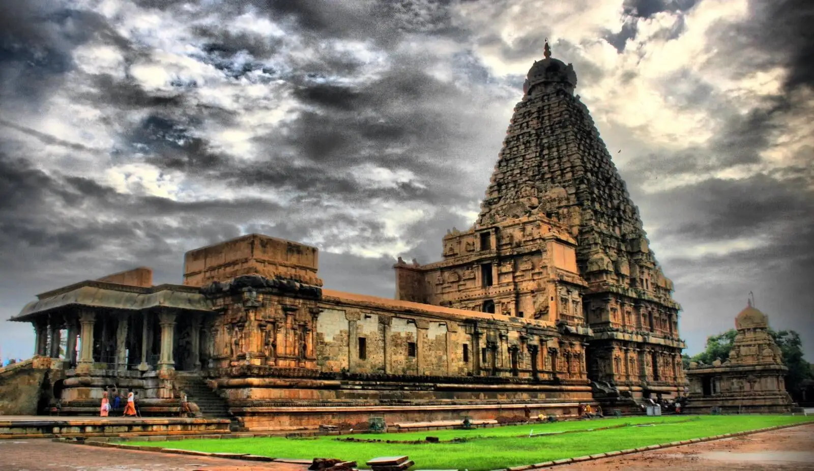 Tanjore Sight Seen Tour